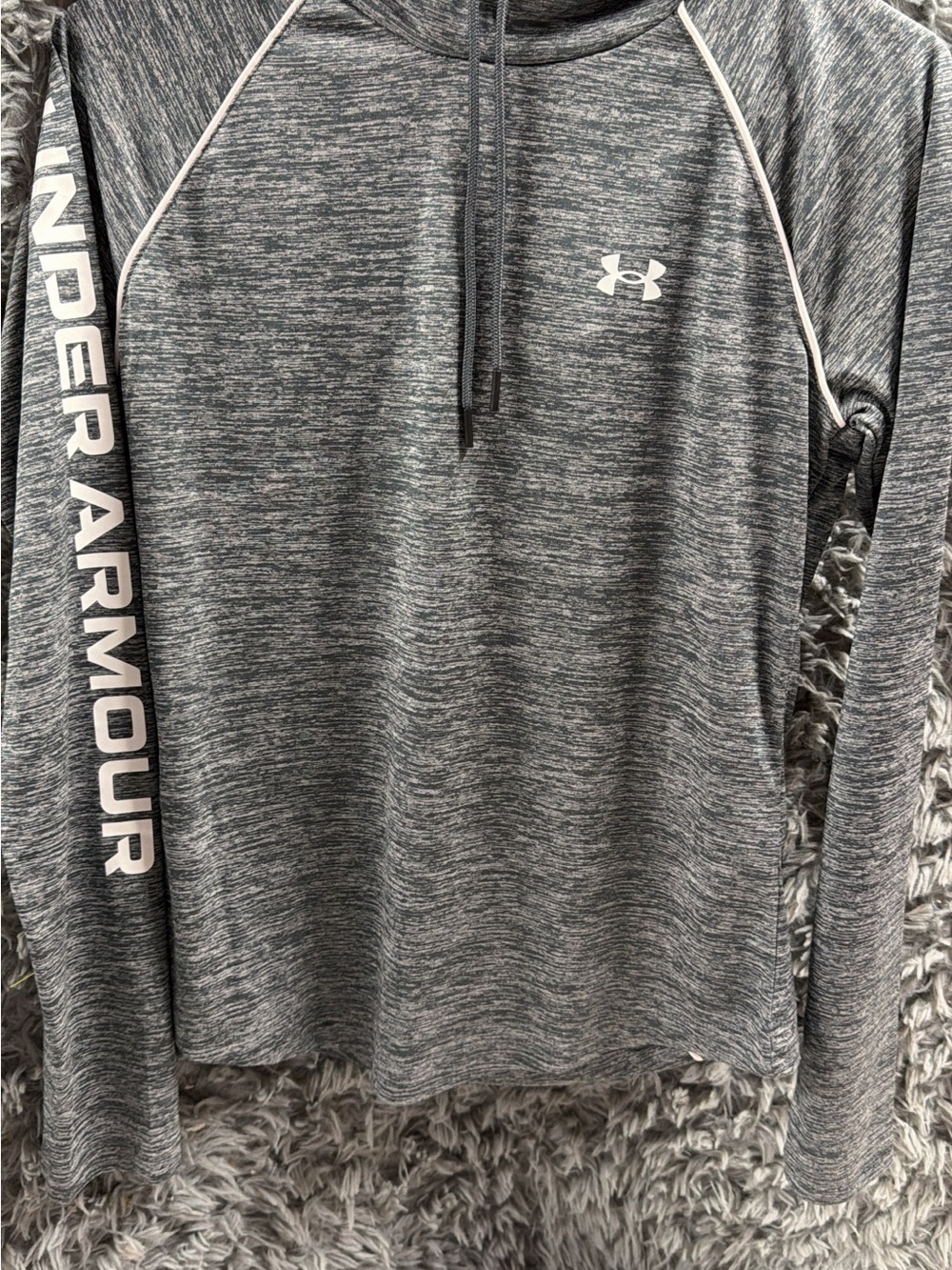 Under Armour Heather Gray Pullover Hoodie with Sleeve Logo Woman’s XS